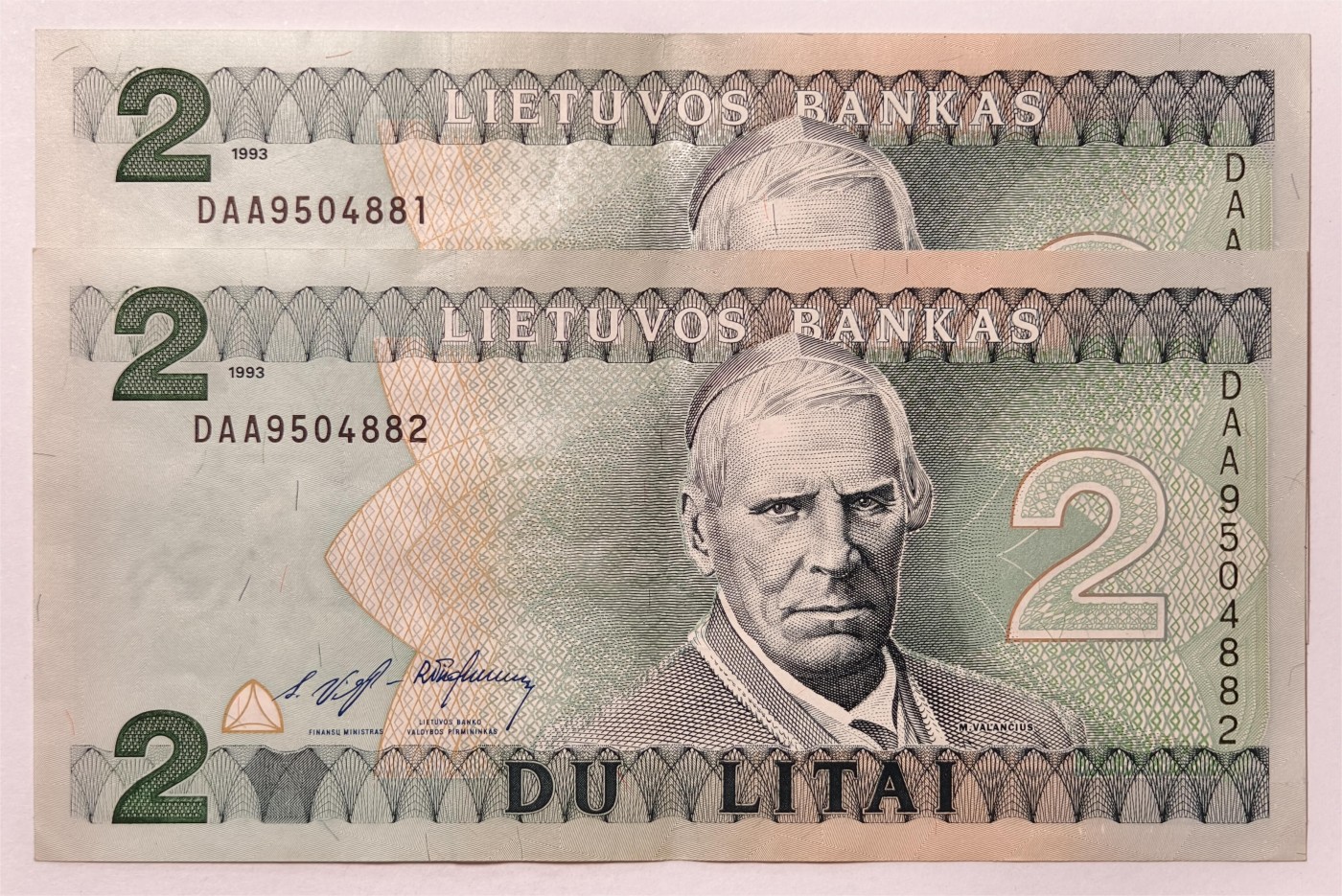 紫瑗钱币——第339期拍卖——纸币场 立陶宛 1993年 2拉特 2枚一组 AU