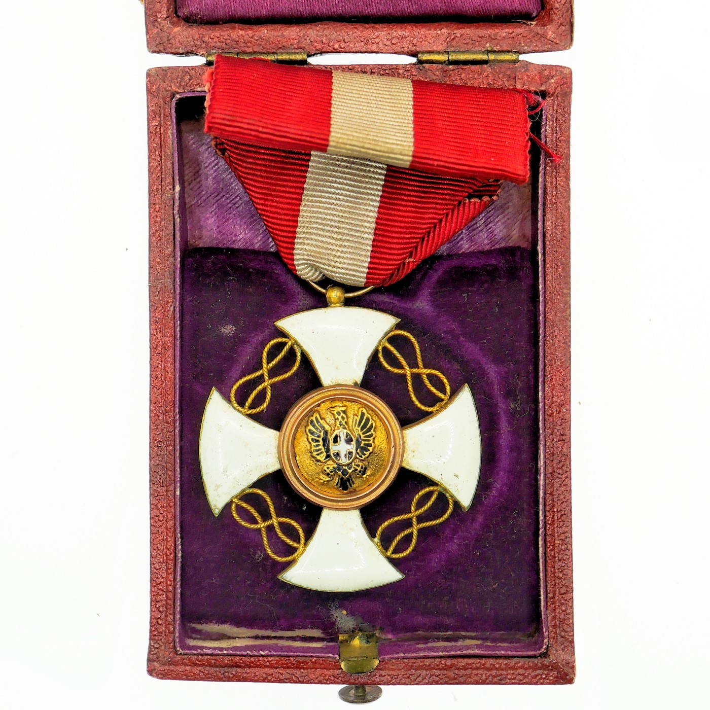 勋章奖章交易所4月20日拍卖 意大利王冠勋章，金质珐琅