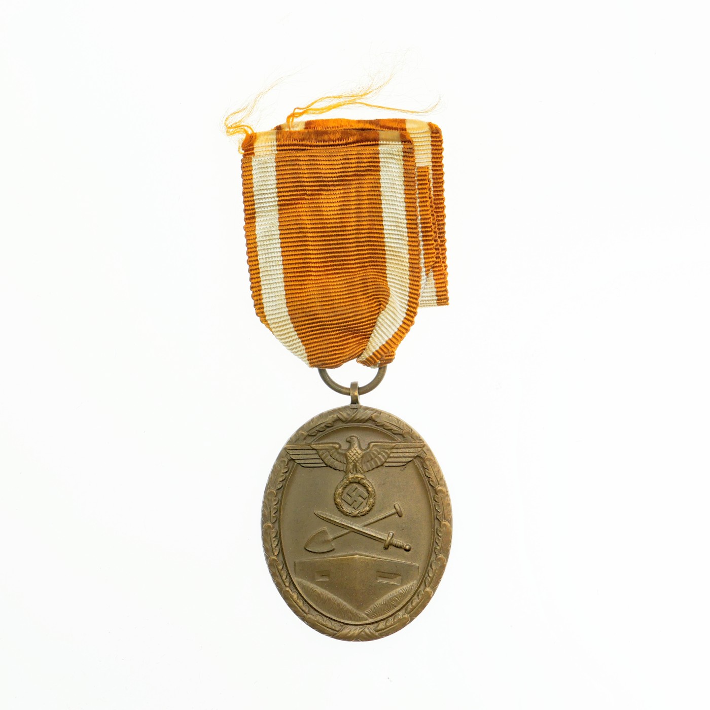 勋章奖章交易所4月20日拍卖 德三西墙奖章