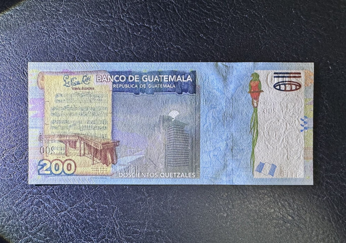 收藏联盟Quantum Auction 第338期拍卖  危地马拉2020年200格查尔 品相全新UNC 号码无4 豹子号身 最大面值