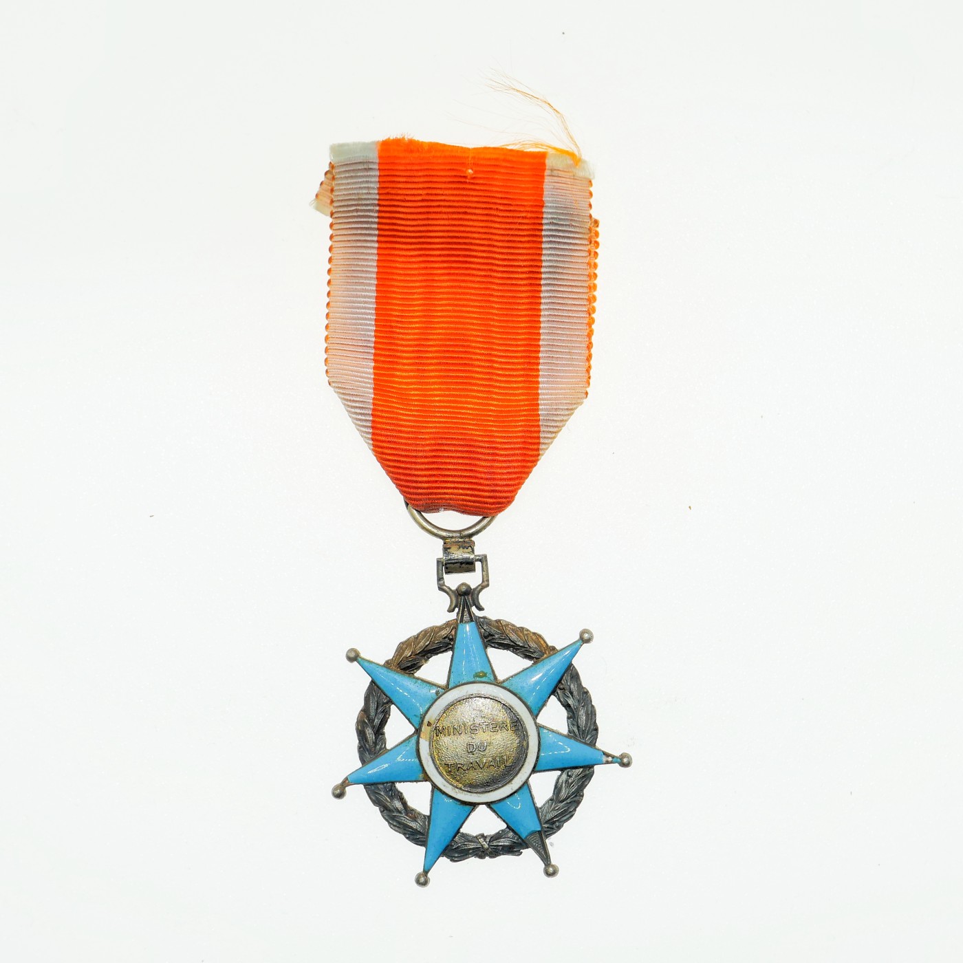 勋章奖章交易所4月20日拍卖 法国社会功勋，银质珐琅