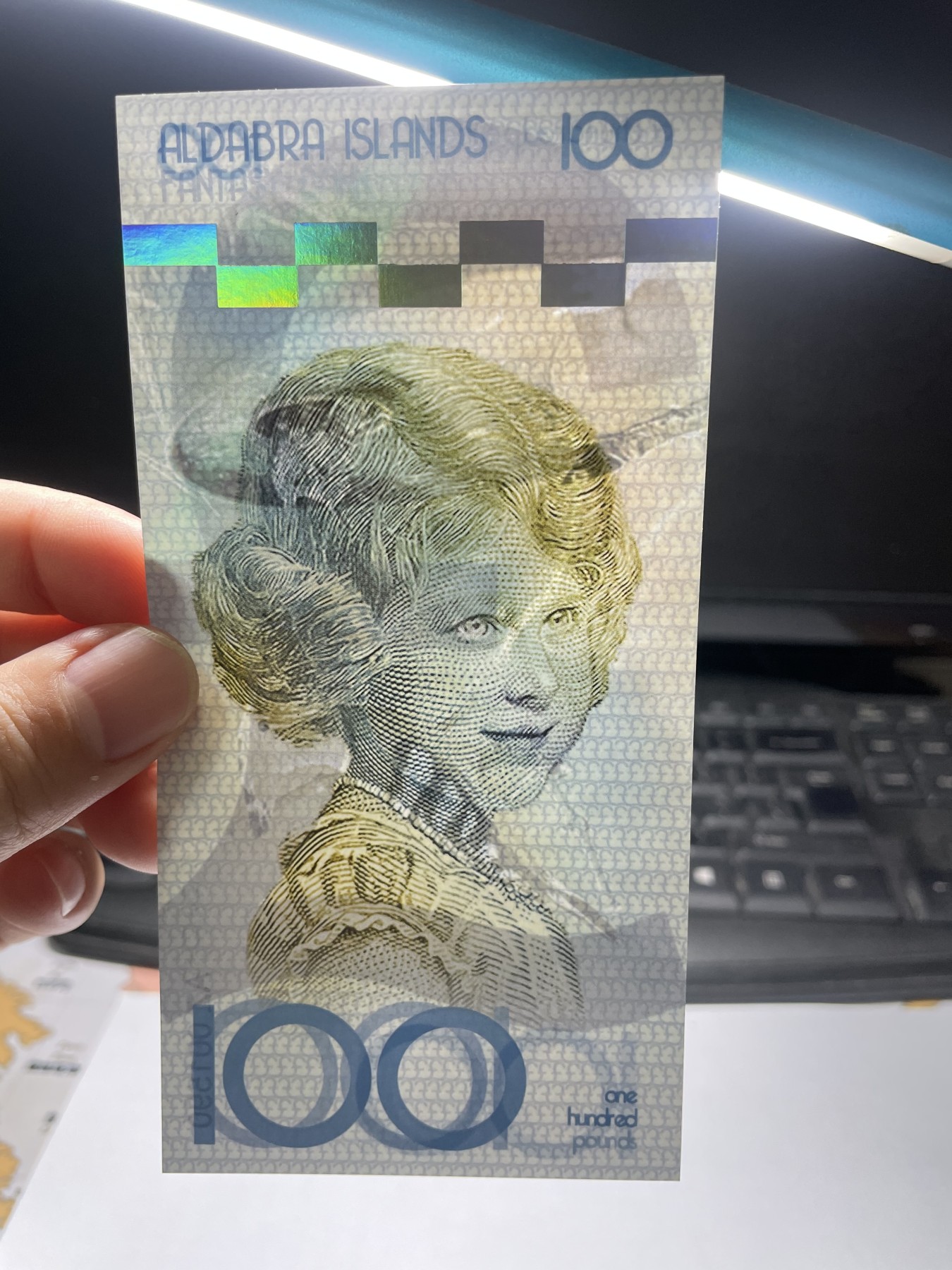 2024年集古藏今外币拍卖第四期-第8场—（总第38拍） 全新阿尔达布拉群岛100元