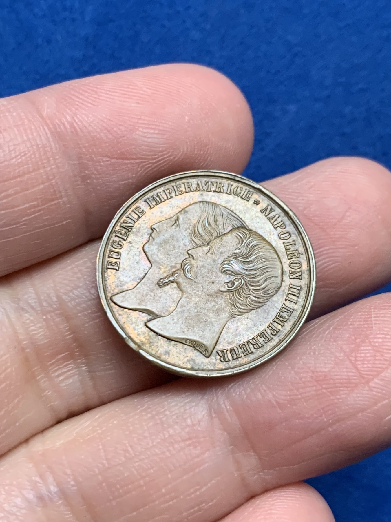 《竞宝斋》第258场-周日，周一 2场连拍 (全场包邮) 1858法国拿三夫妻纪念铜章 双面人像少见 23.2mm 4.1克