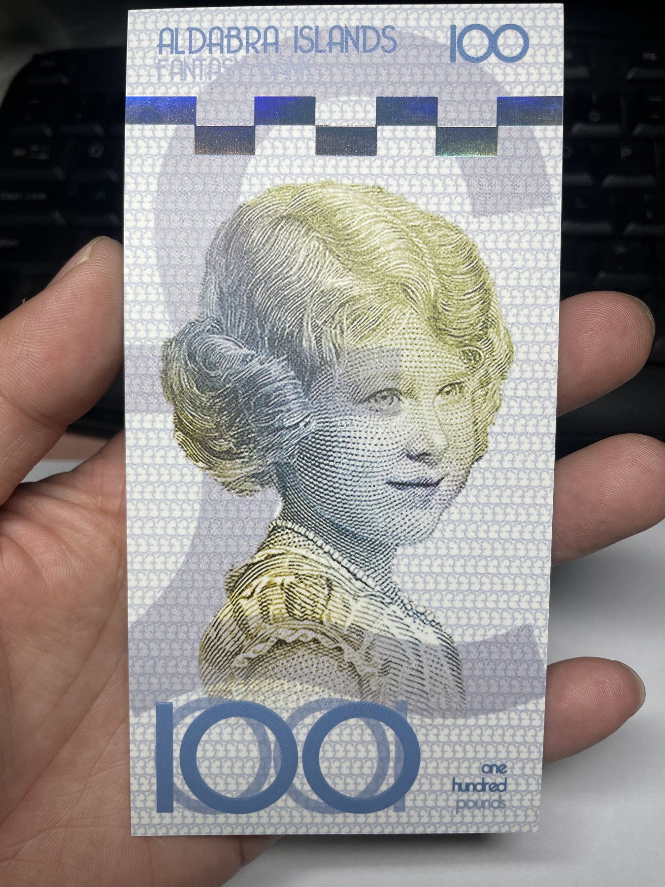 2024年集古藏今外币拍卖第四期-第8场—（总第38拍） 全新阿尔达布拉群岛100元