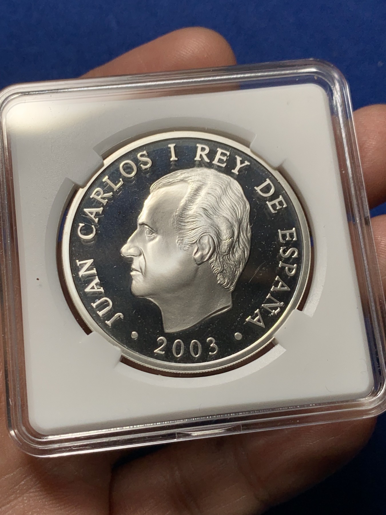 《竞宝斋》第258场-周日，周一 2场连拍 (全场包邮) 西班牙2003年皇家海军德埃尔卡诺号训练舰10欧精制币（克劳斯获奖2005年最佳银币，市价100美金） 礼盒装 27克 40mm 925银