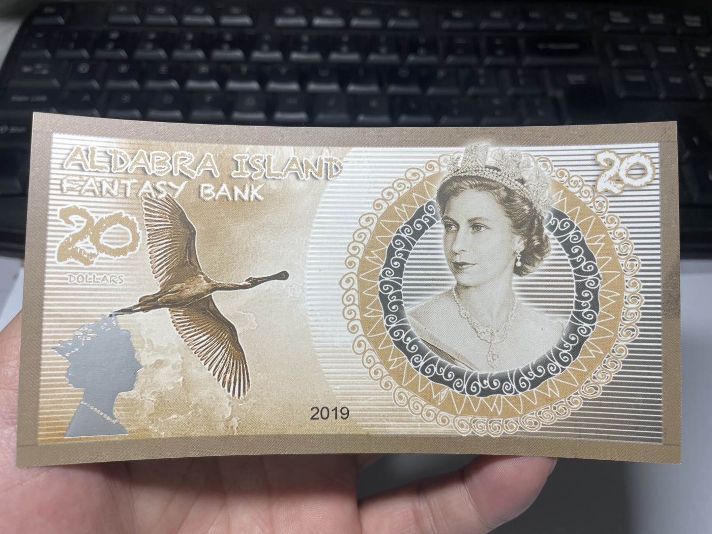 2024年集古藏今外币拍卖第四期-第8场—（总第38拍） 2019年全新阿尔达布拉群岛20元AA冠