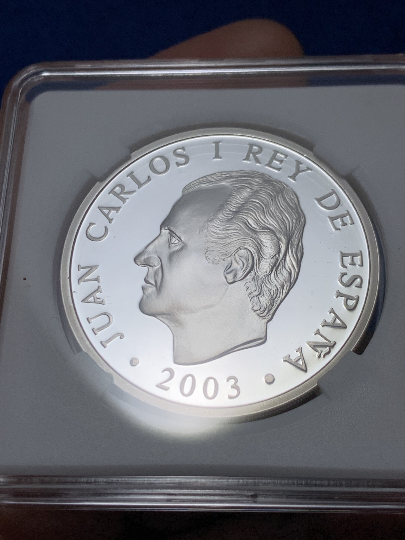 《竞宝斋》第258场-周日，周一 2场连拍 (全场包邮) 西班牙2003年皇家海军德埃尔卡诺号训练舰10欧精制币（克劳斯获奖2005年最佳银币，市价100美金） 礼盒装 27克 40mm 925银