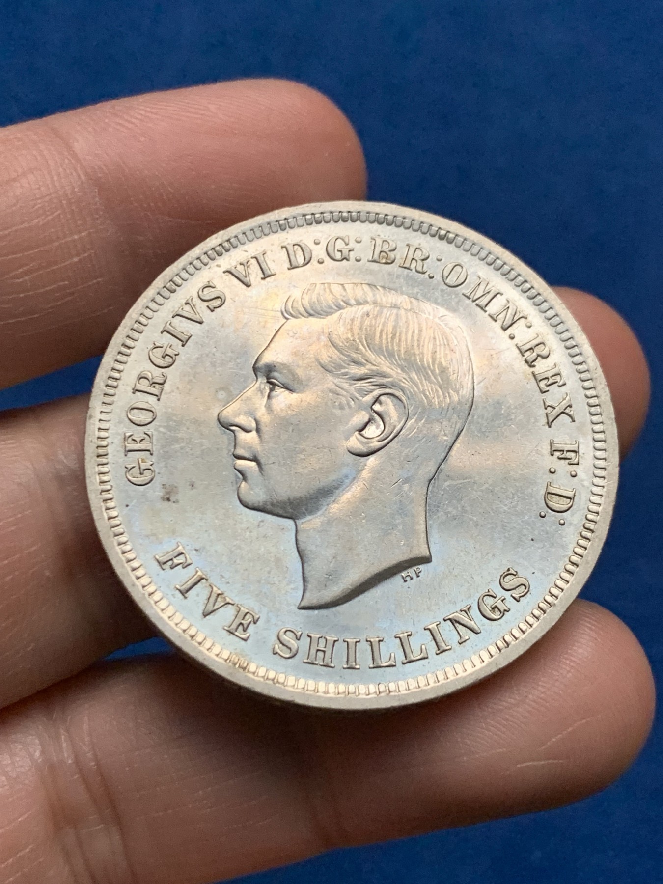 《竞宝斋》第259场-周日，周一 2场连拍 (全场包邮) 英国 最后的 镍马剑 1951 带红盒证书 细节见图