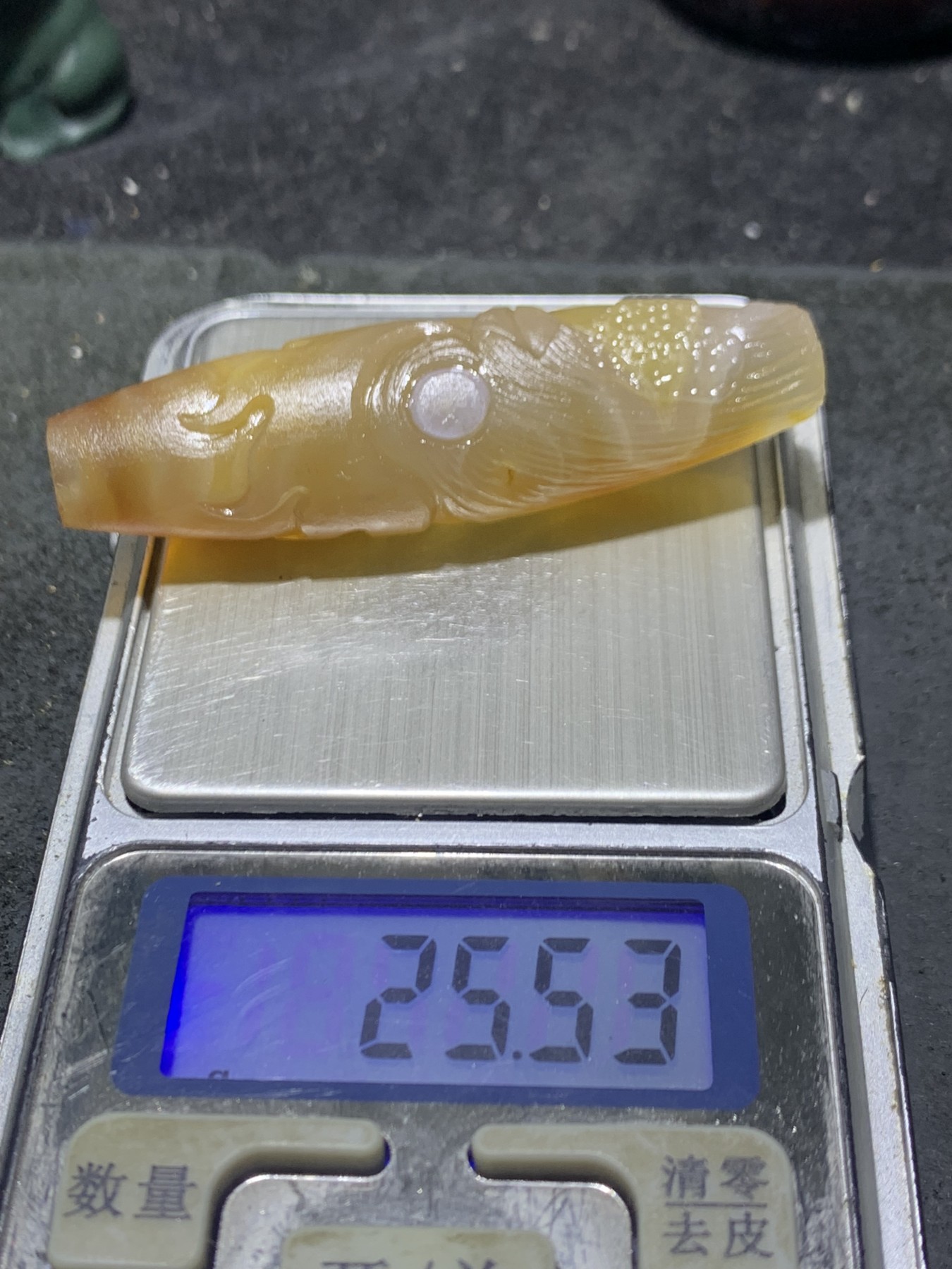 精美亚光高玉化巴西玛瑙手工俏色巧雕雄鸡吊坠（把件）一个！