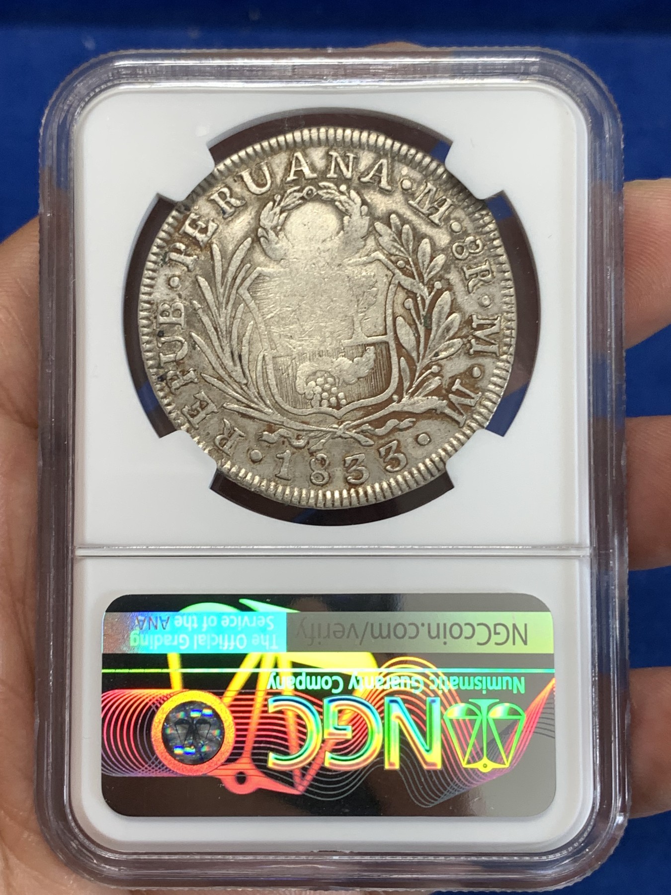 《竞宝斋》第259场-周日，周一 2场连拍 (全场包邮) NGC FD 秘鲁 1833年 站人 8瑞尔 大银币 国内少见