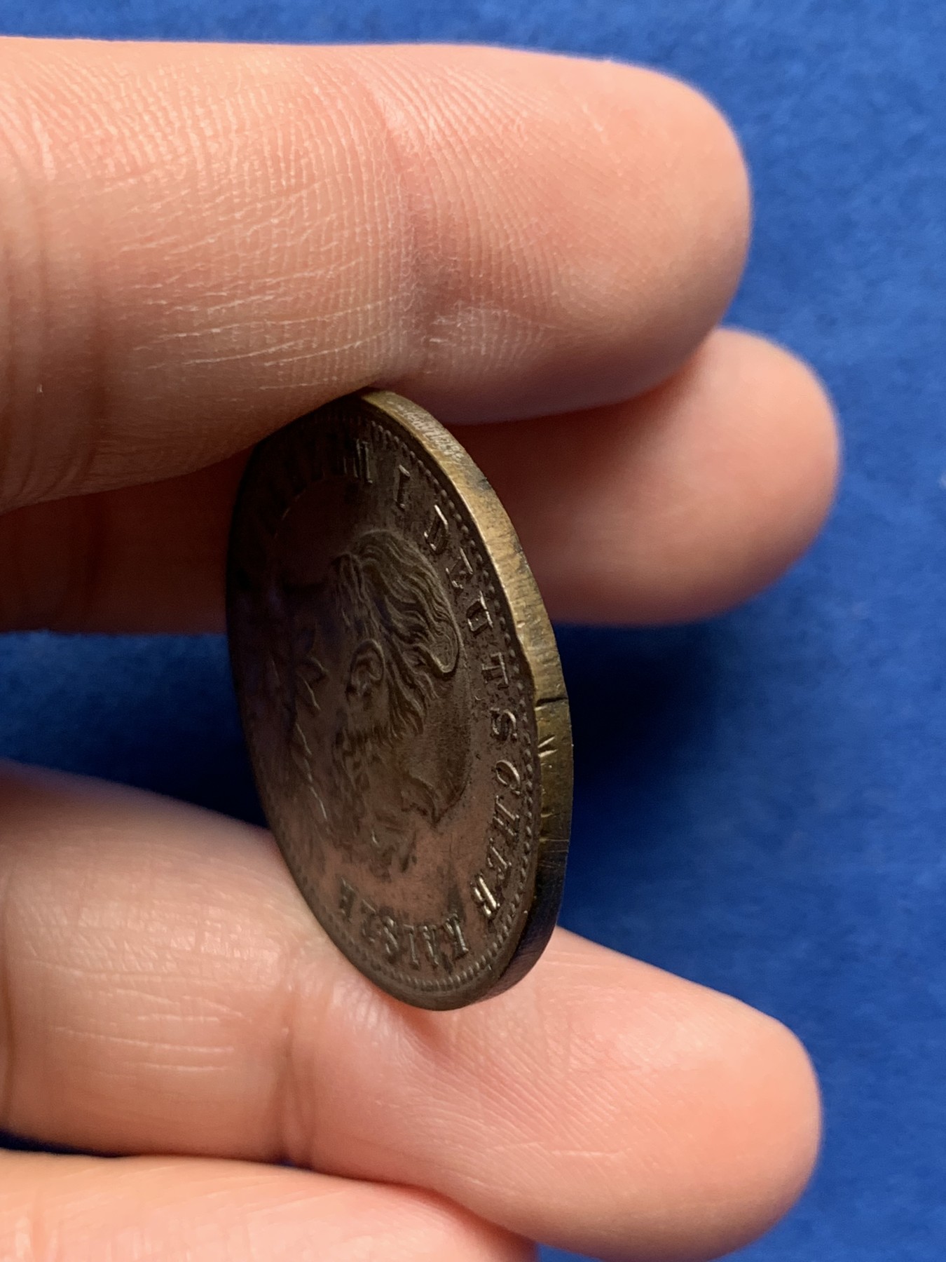 《竞宝斋》第259场-周日，周一 2场连拍 (全场包邮) 1797-1897 德国百年纪念 威廉一世镀银纪念章 顶部有锉痕 细节见图