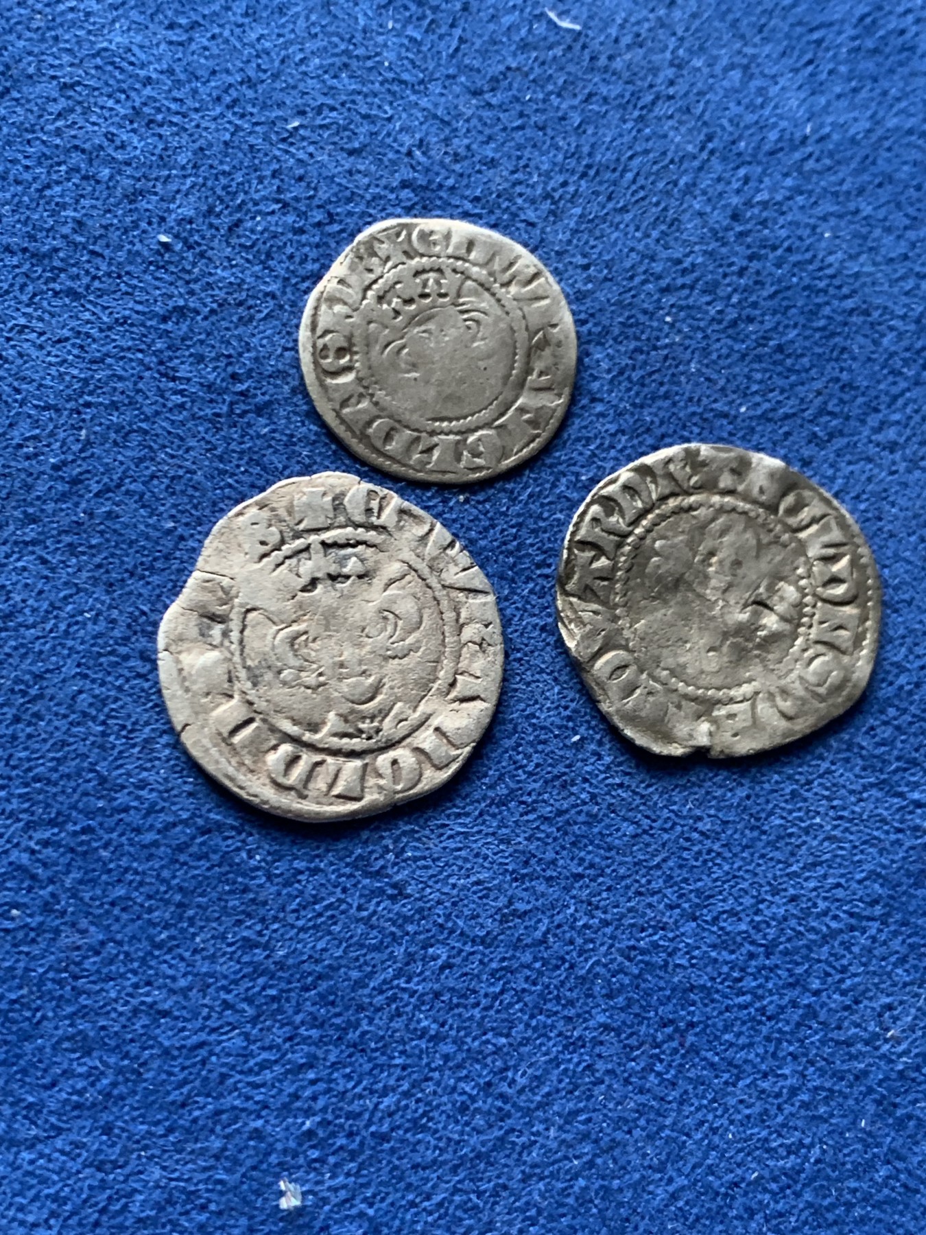 《竞宝斋》第259场-周日，周一 2场连拍 (全场包邮) 3枚一组 中世纪英国打制银币 2枚1便士+1枚1/2便士 细节见图