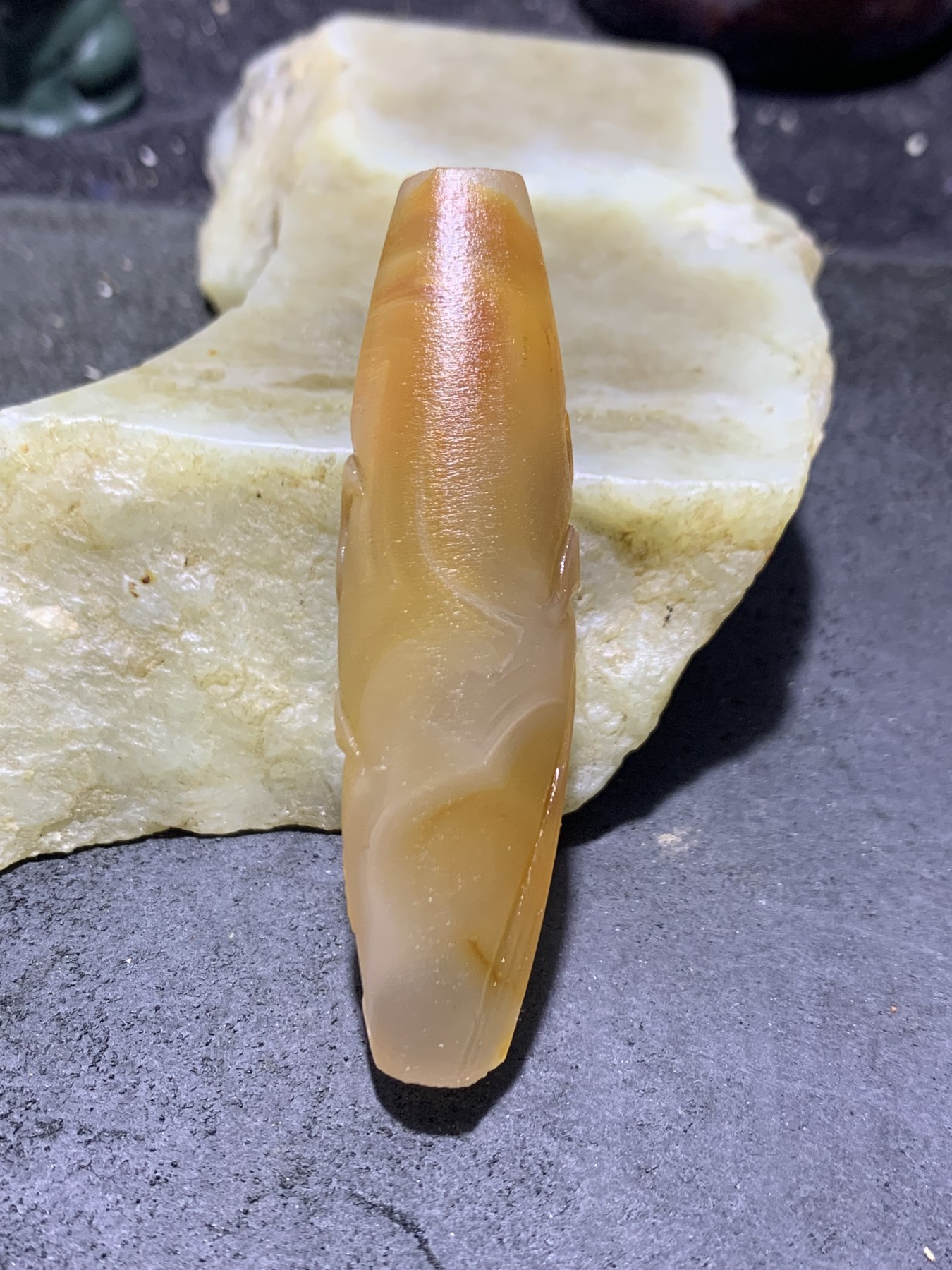 精美亚光高玉化巴西玛瑙手工俏色巧雕雄鸡吊坠（把件）一个！