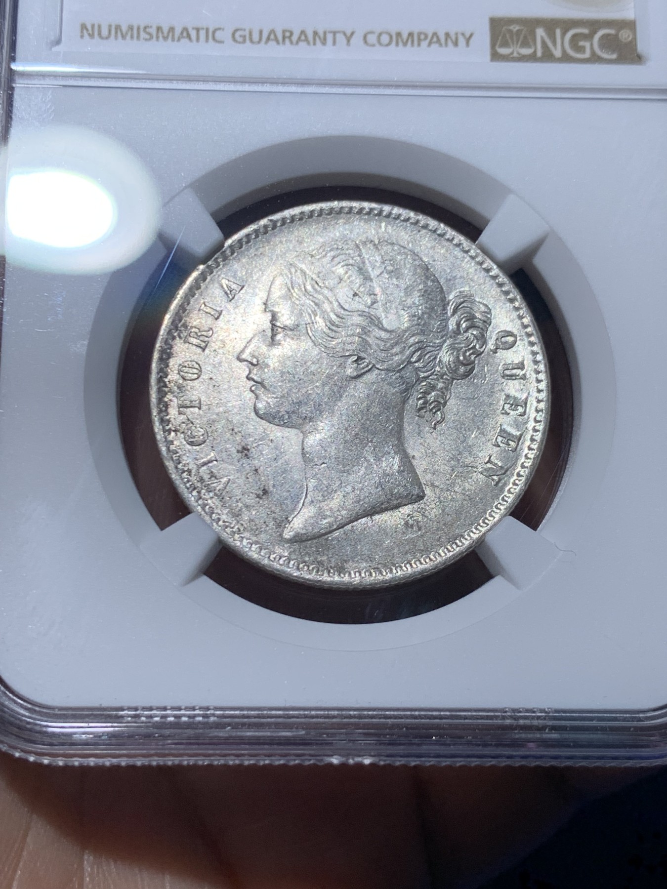 《竞宝斋》第259场-周日，周一 2场连拍 (全场包邮) NGC MS61 1840年英属印度维多利亚1卢比银币 小维收藏必备！