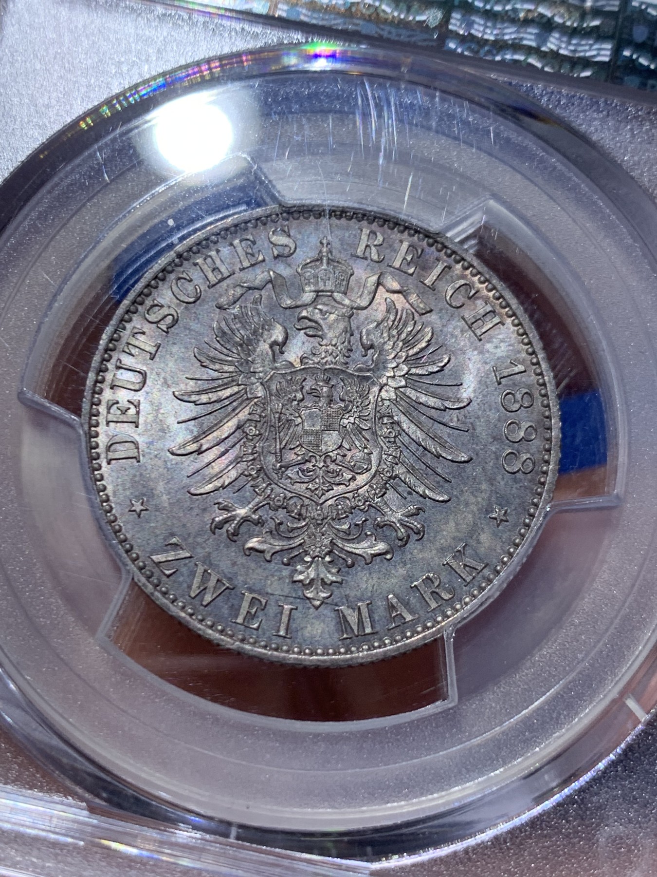 《竞宝斋》第259场-周日，周一 2场连拍 (全场包邮) 收藏级！PCGS MS65，德国普鲁士1888三皇之年威廉二世短翅2马克银币，德系马克名誉品！丝绸转光，鹰羽细节锐利