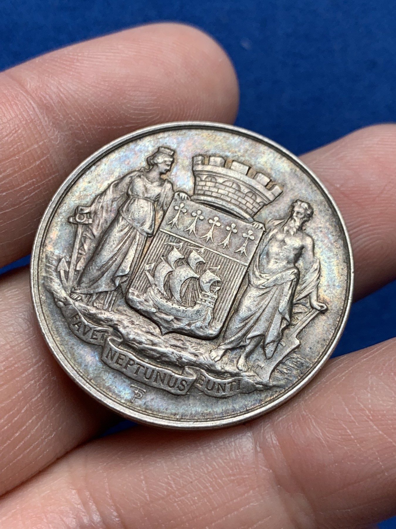 《竞宝斋》第259场-周日，周一 2场连拍 (全场包邮) 法国南特储蓄银质代币 丰饶角银标 32.3mm 15.2克