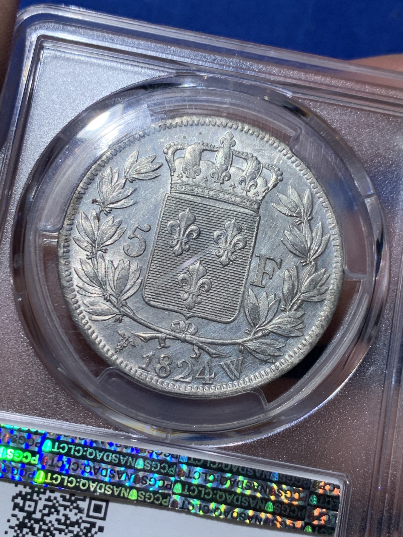 《竞宝斋》第259场-周日，周一 2场连拍 (全场包邮) PCGS AU58 法国1824年路易十八5法郎银币，马头。状态一流，底板镜面有霜，好品稀少 MS状态莫名58分