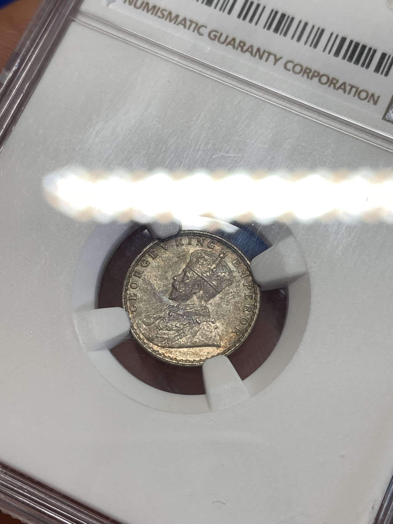 《竞宝斋》第259场-周日，周一 2场连拍 (全场包邮) NGC MS63 英属印度 1917年 乔治五世 2安娜 银币 淡五彩