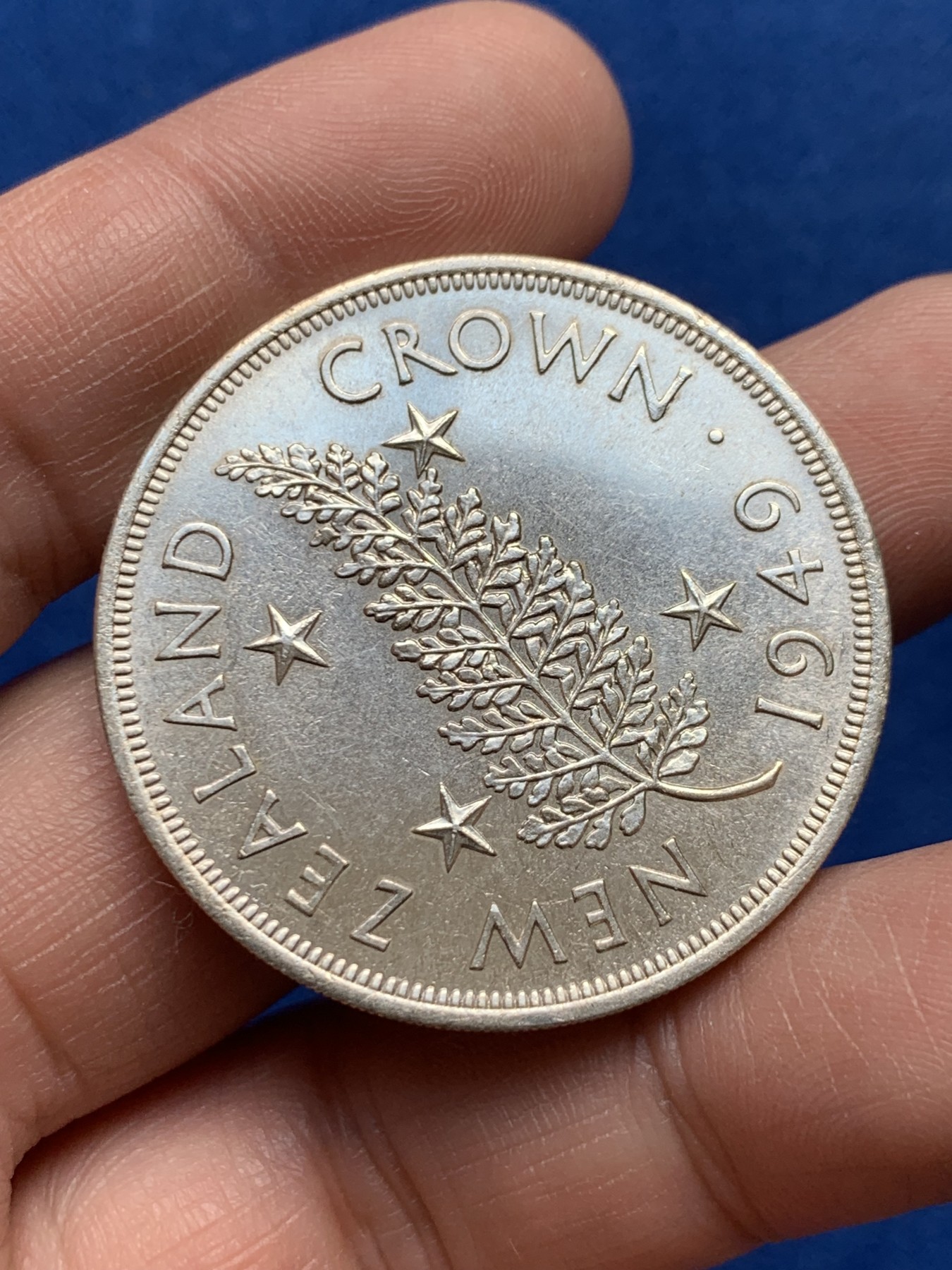 《竞宝斋》第259场-周日，周一 2场连拍 (全场包邮) 新西兰1949皇室访问克朗银币