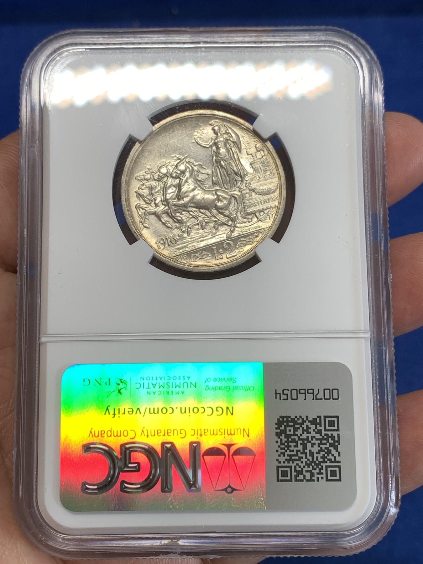 《竞宝斋》第259场-周日，周一 2场连拍 (全场包邮) NGC MS61 意大利1916年女神马车2里拉银币