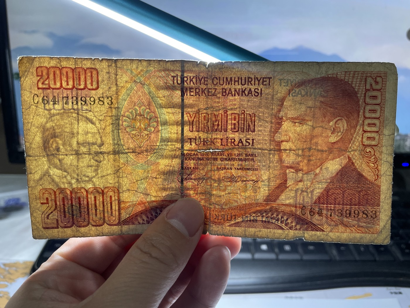 2024年集古藏今外币拍卖第四期-第9场—（总第39拍） 土耳其20000、50000里拉