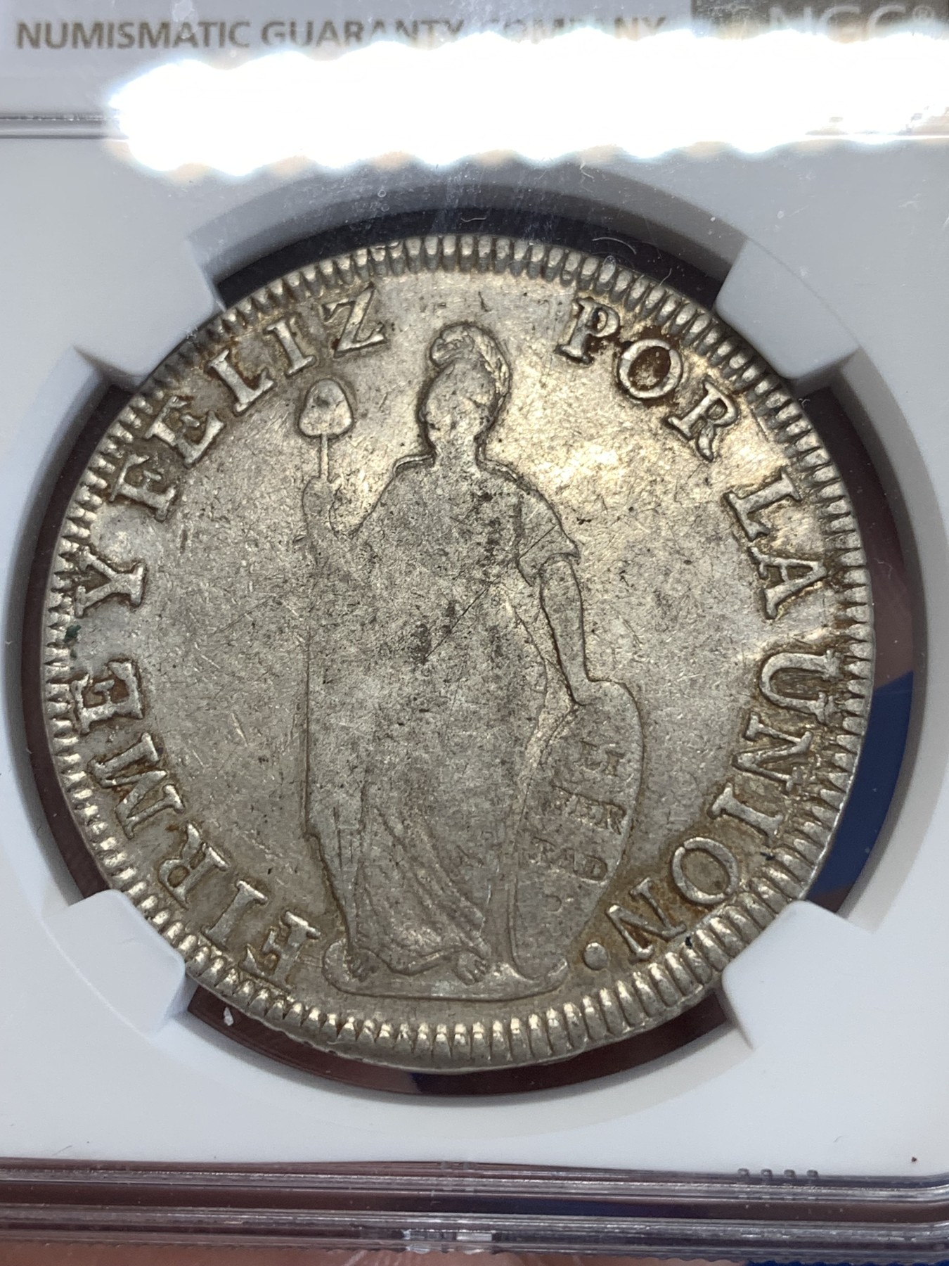 《竞宝斋》第259场-周日，周一 2场连拍 (全场包邮) NGC FD 秘鲁 1833年 站人 8瑞尔 大银币 国内少见