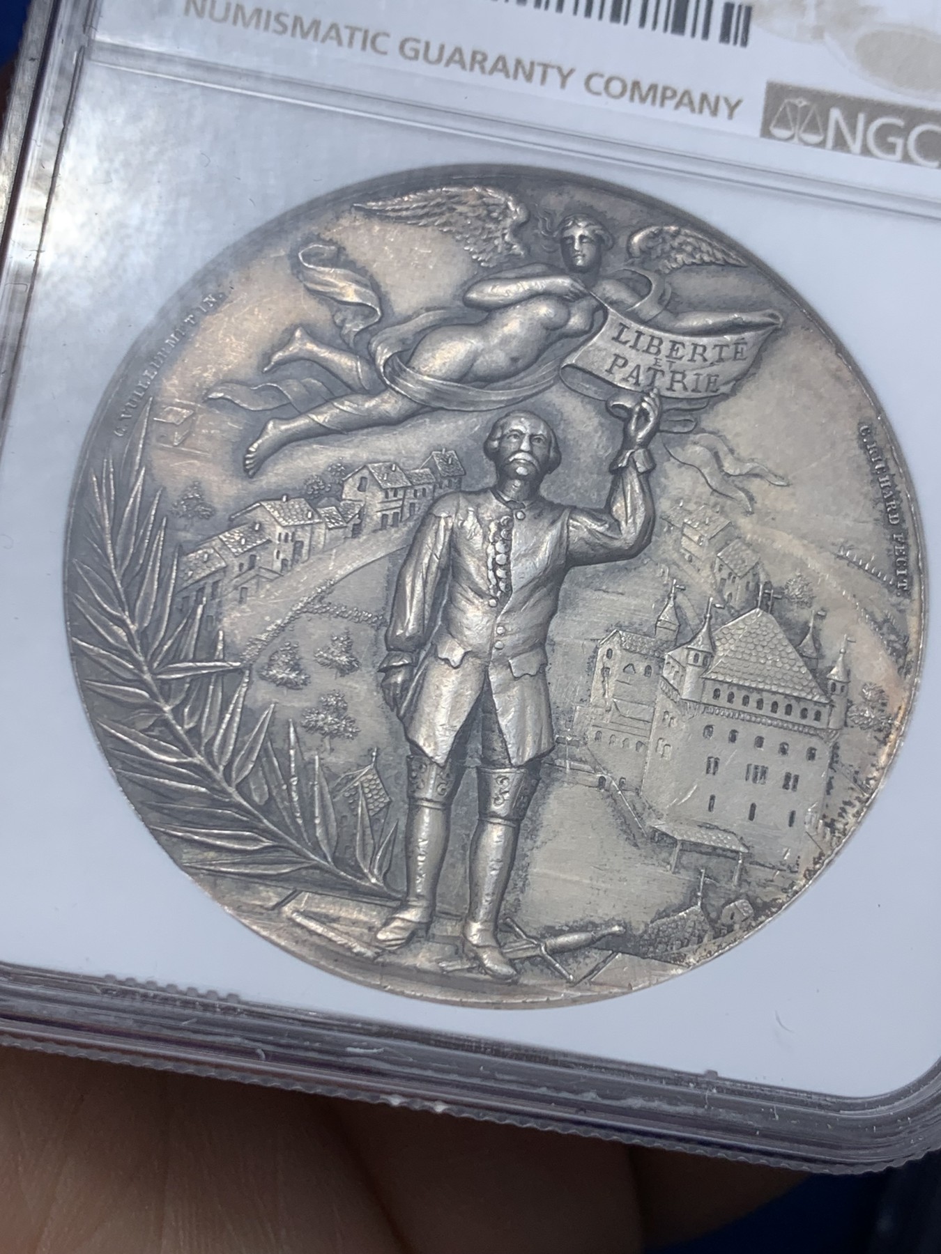 《竞宝斋》第259场-周日，周一 2场连拍 (全场包邮) NGC MS62 1894年瑞士洛桑射击节飞天女神双头鹰大银章 磨砂精铸 稀少品种 设计精美大气 非常吸引人