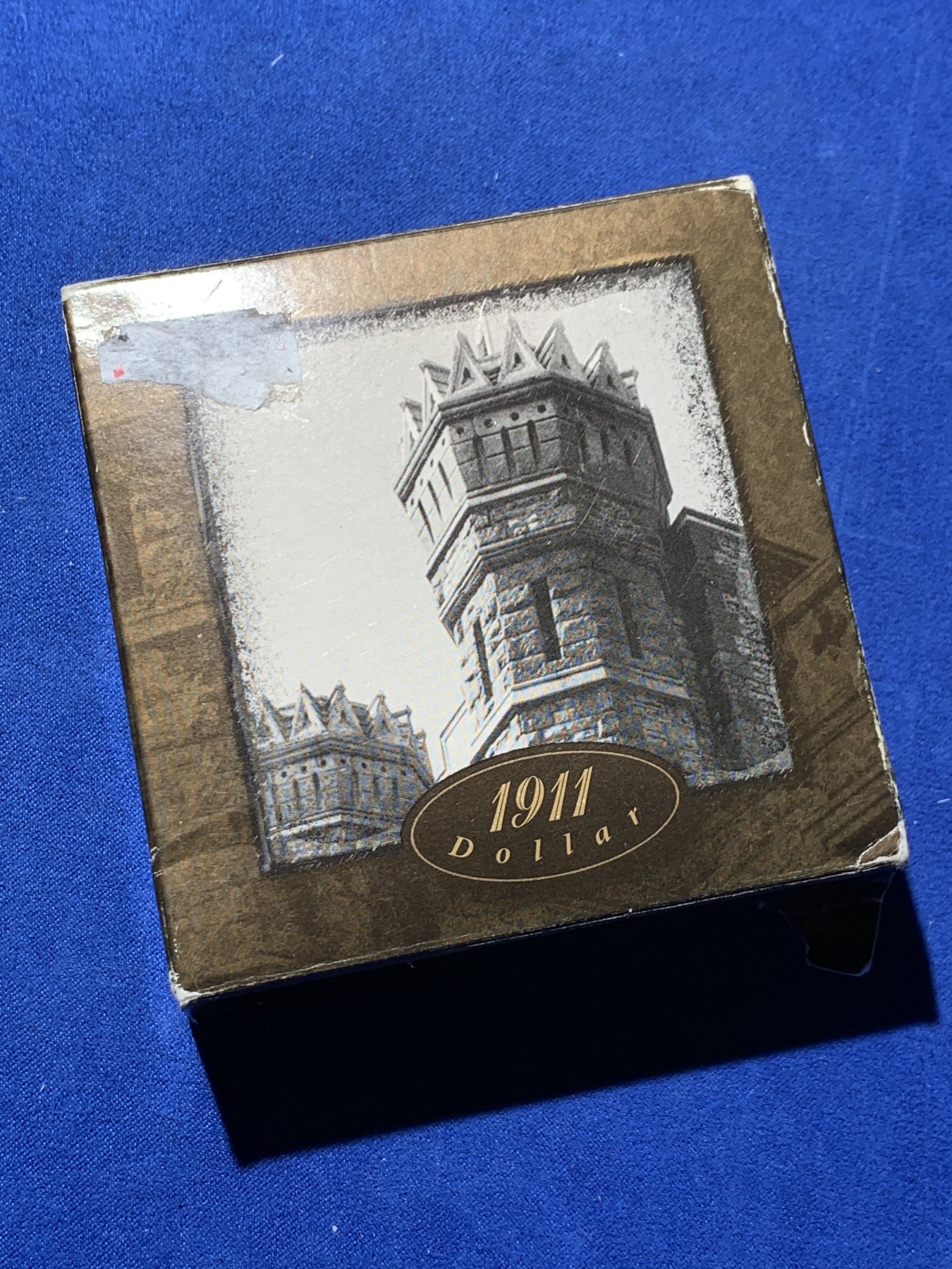 《竞宝斋》第259场-周日，周一 2场连拍 (全场包邮) 2001年加拿大1元精致银币 证书齐全 无氧化