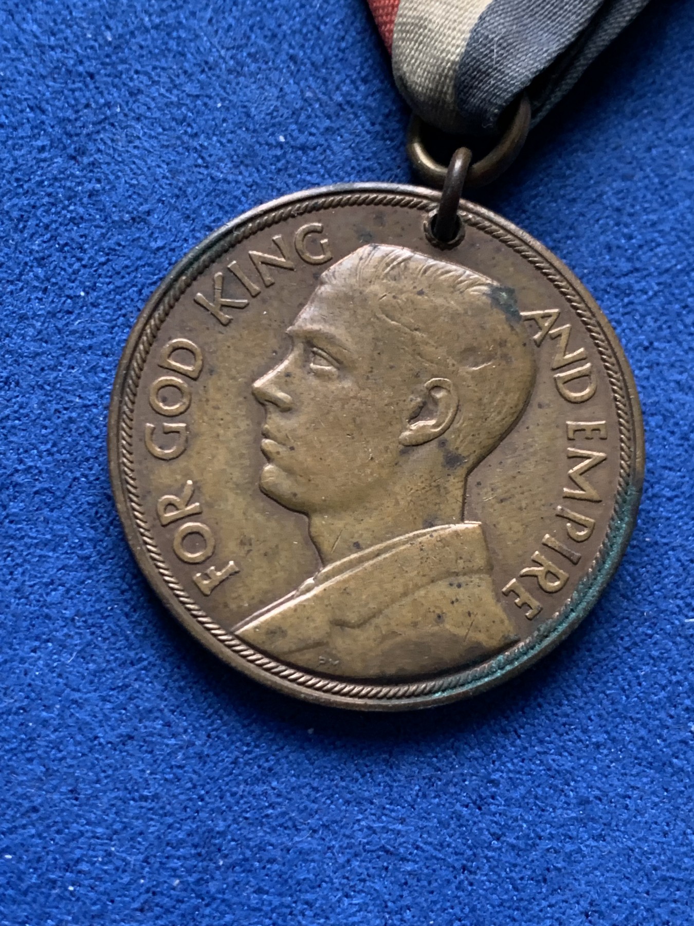 《竞宝斋》第259场-周日，周一 2场连拍 (全场包邮) 英国爱德华八世纪念章