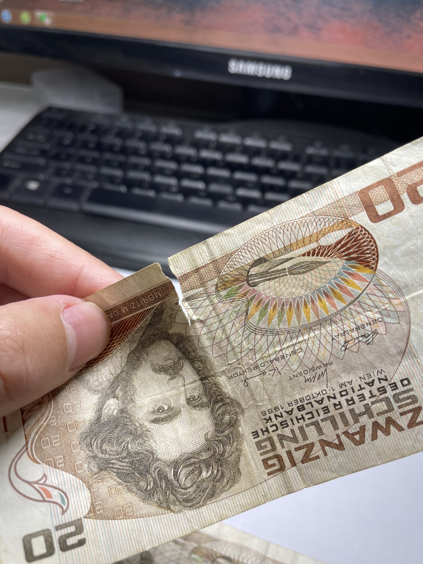 2024年集古藏今外币拍卖第四期-第9场—（总第39拍） 奥地利20先令2张