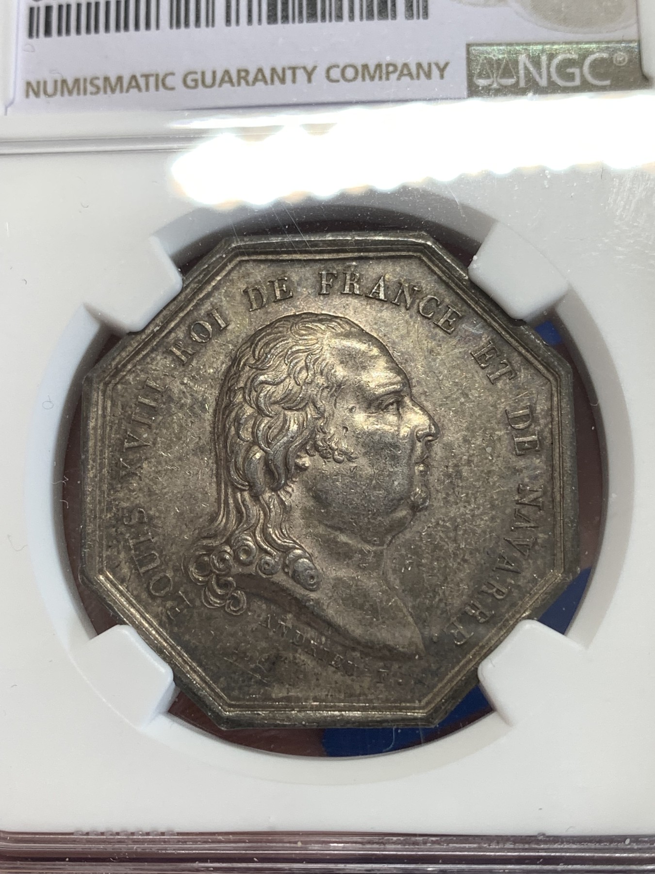 《竞宝斋》第259场-周日，周一 2场连拍 (全场包邮) NGC MS61 法国路易十八皇家理事会八角代币 非常好的包浆和状态