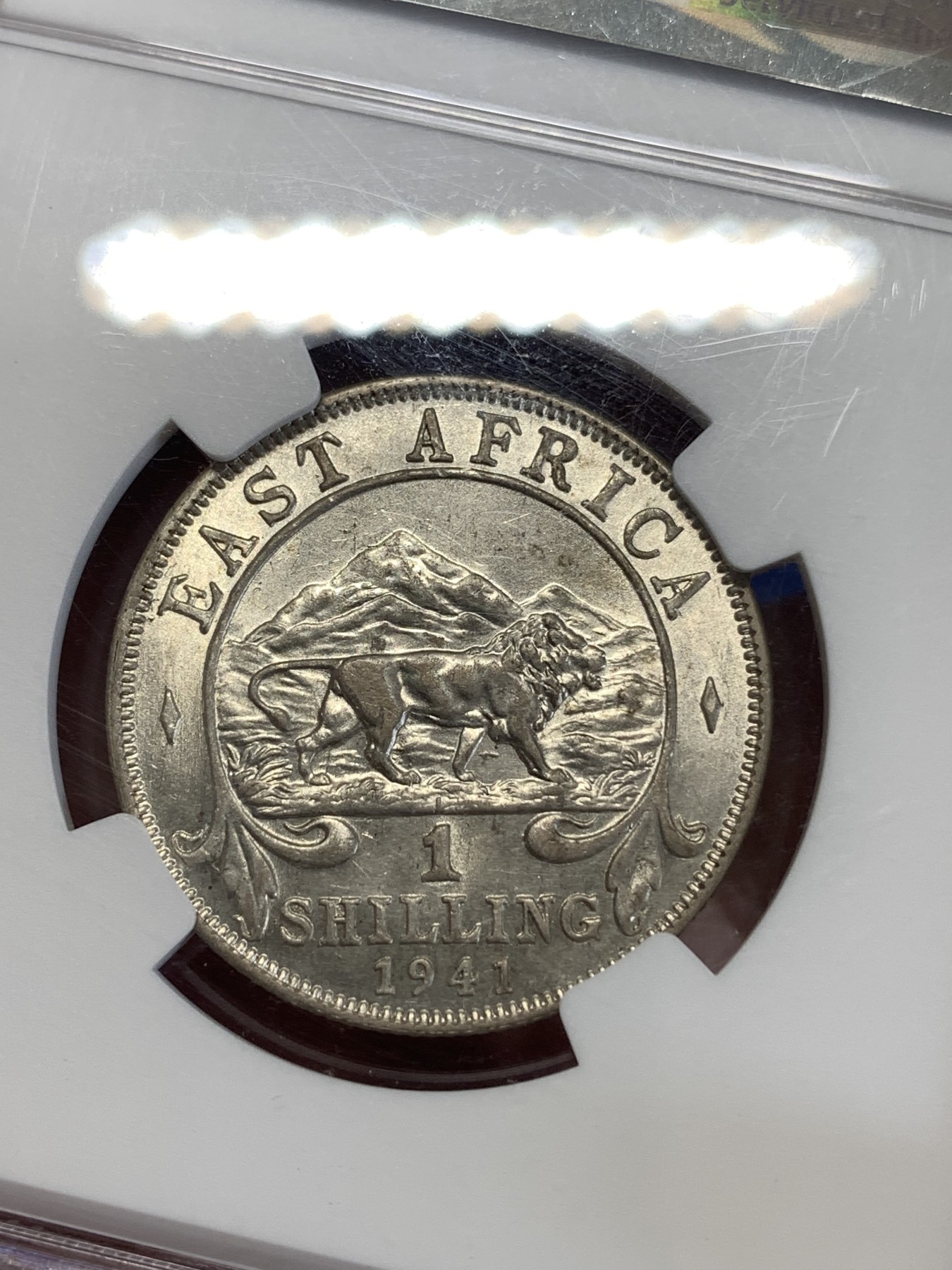 《竞宝斋》第259场-周日，周一 2场连拍 (全场包邮) NGC AU58 英属东非 1941年 1先令 银币