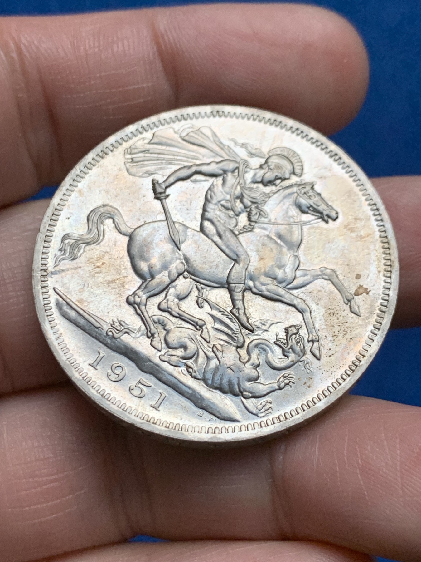 《竞宝斋》第259场-周日，周一 2场连拍 (全场包邮) 英国 最后的 镍马剑 1951 带红盒证书 细节见图