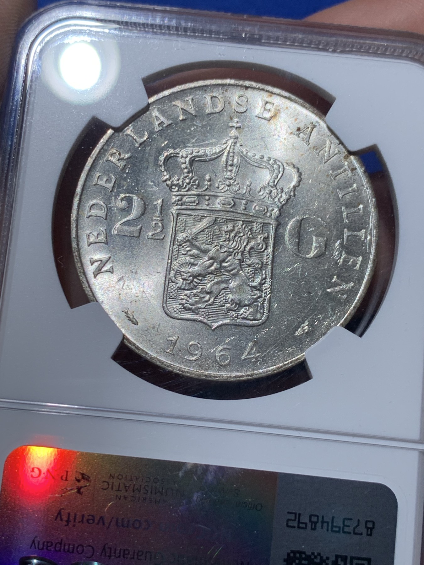 《竞宝斋》第259场-周日，周一 2场连拍 (全场包邮) NGC UNC 荷属安的列斯1964年朱莉安娜女王2.5盾大银币