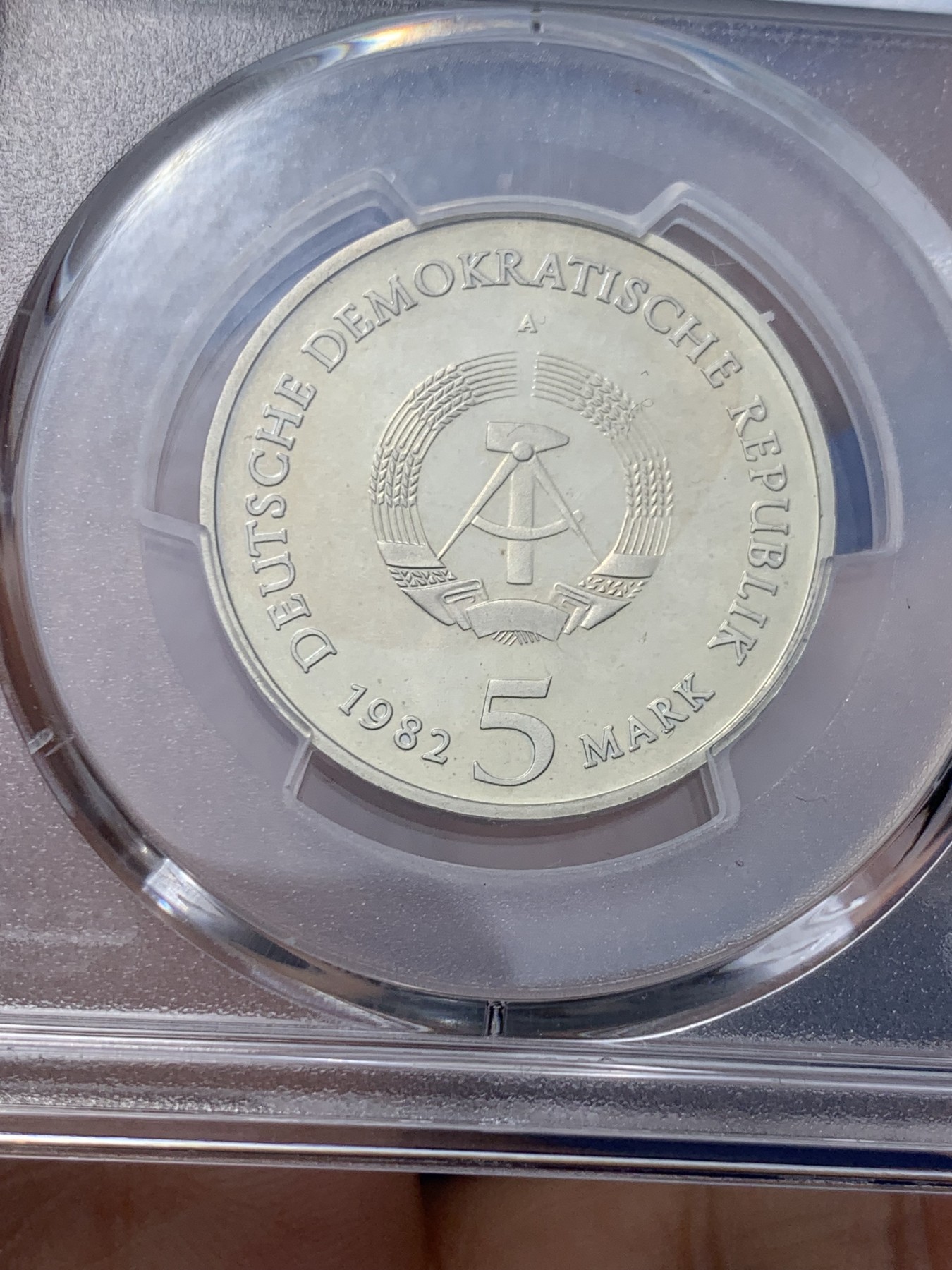 《竞宝斋》第259场-周日，周一 2场连拍 (全场包邮) PCGS PR67DCAM 东德1982年歌德故居精制5马克，东德纪念币精制少见，铸造量仅5500枚