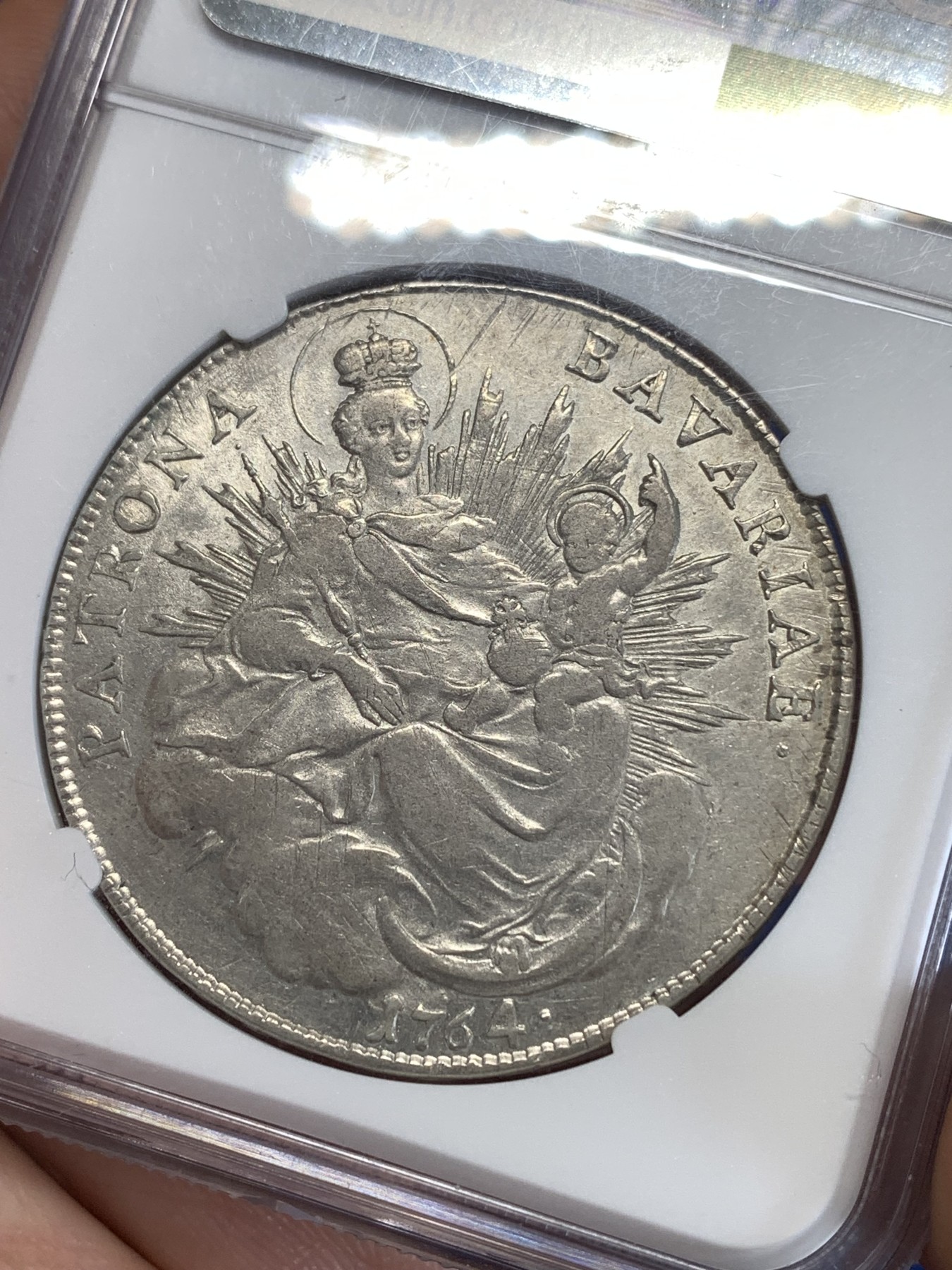 《竞宝斋》第259场-周日，周一 2场连拍 (全场包邮) NGC XF45 德国巴伐利亚1764年圣母抱婴泰勒银币