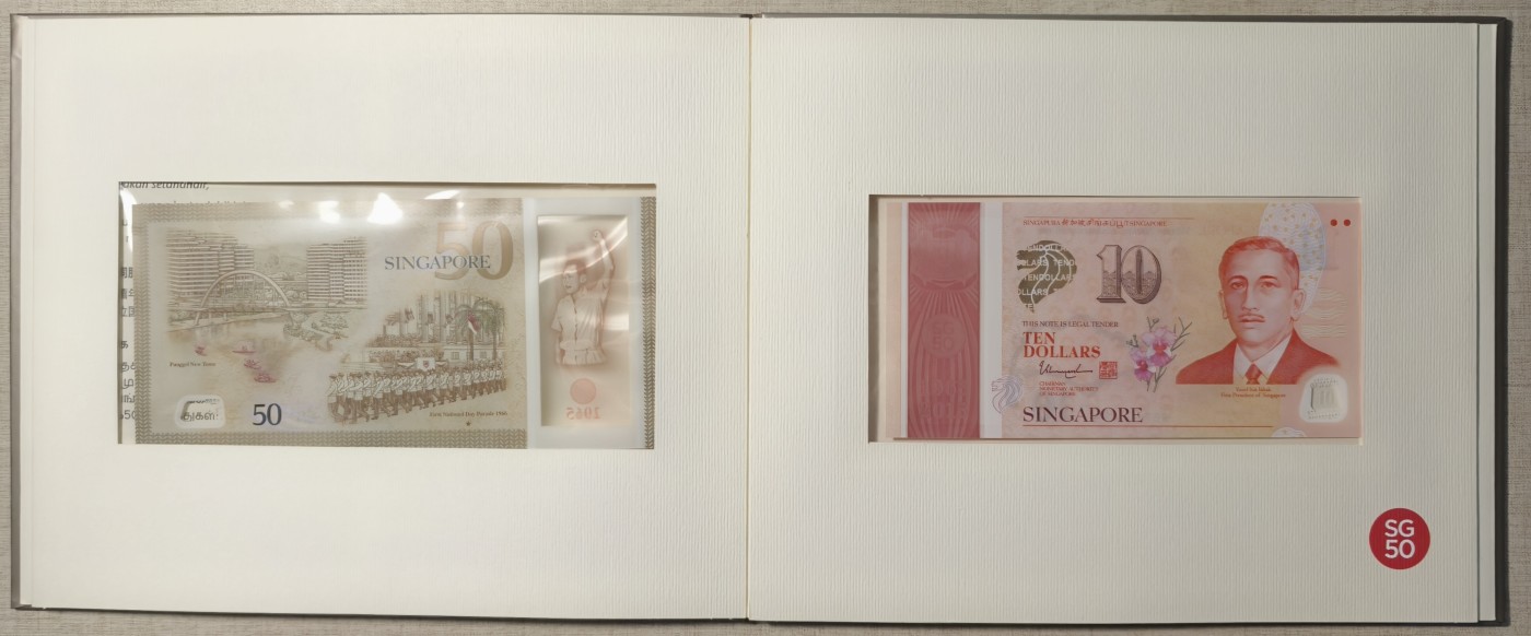 紫瑗钱币——第339期拍卖——纸币场 新加坡 2015年 建国50周年 纪念钞 10 50元 一套2枚 共60新币 原册 UNC