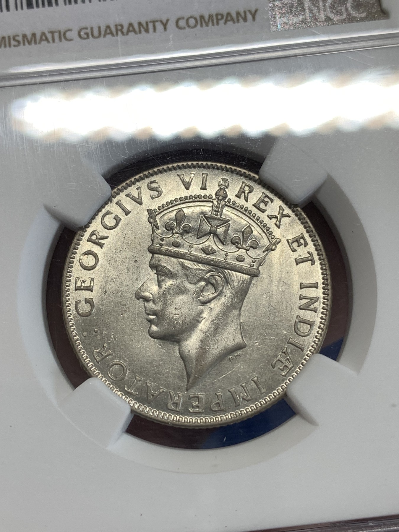 《竞宝斋》第259场-周日，周一 2场连拍 (全场包邮) NGC AU58 英属东非 1941年 1先令 银币