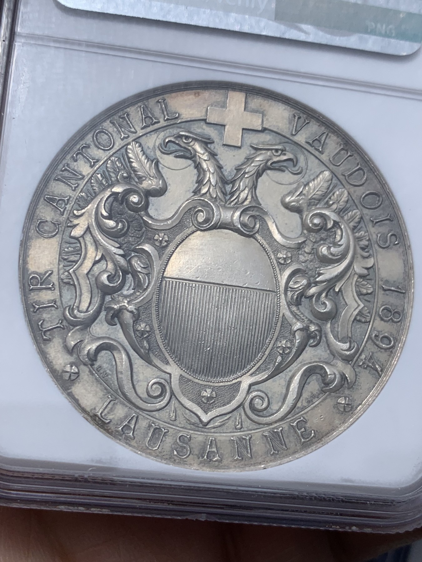 《竞宝斋》第259场-周日，周一 2场连拍 (全场包邮) NGC MS62 1894年瑞士洛桑射击节飞天女神双头鹰大银章 磨砂精铸 稀少品种 设计精美大气 非常吸引人