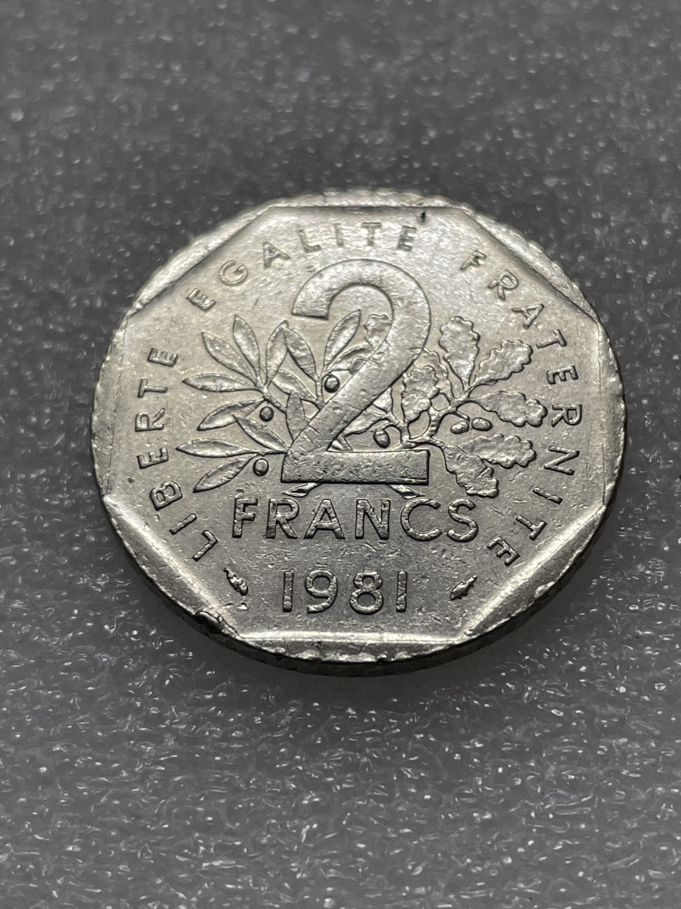 神仙姐姐散币好品专场第三十期（无佣金满邮自动发出 1981 年法国 2 法郎