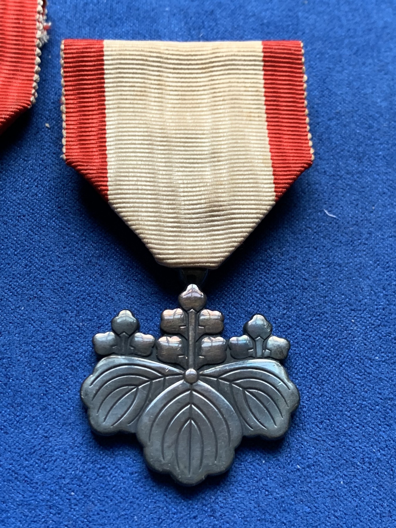 《竞宝斋》第259场-周日，周一 2场连拍 (全场包邮) 两枚一组 日本桐叶章