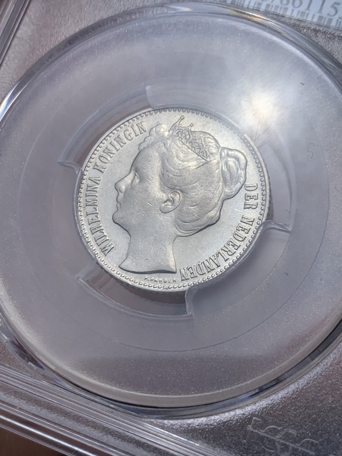 《竞宝斋》第259场-周日，周一 2场连拍 (全场包邮) PCGS AU55 荷兰威廉敏娜女王1908年半盾银币，经典皇冠萝莉头像。此版半盾流通充分，好品少见，上au出分不易