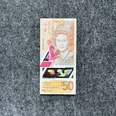 135th 东加勒比50-100元塑料钞靓号和2元纪念钞AA冠和AB冠 - 东加勒比2019年50元塑料钞，女王，豹子号666，TB479666