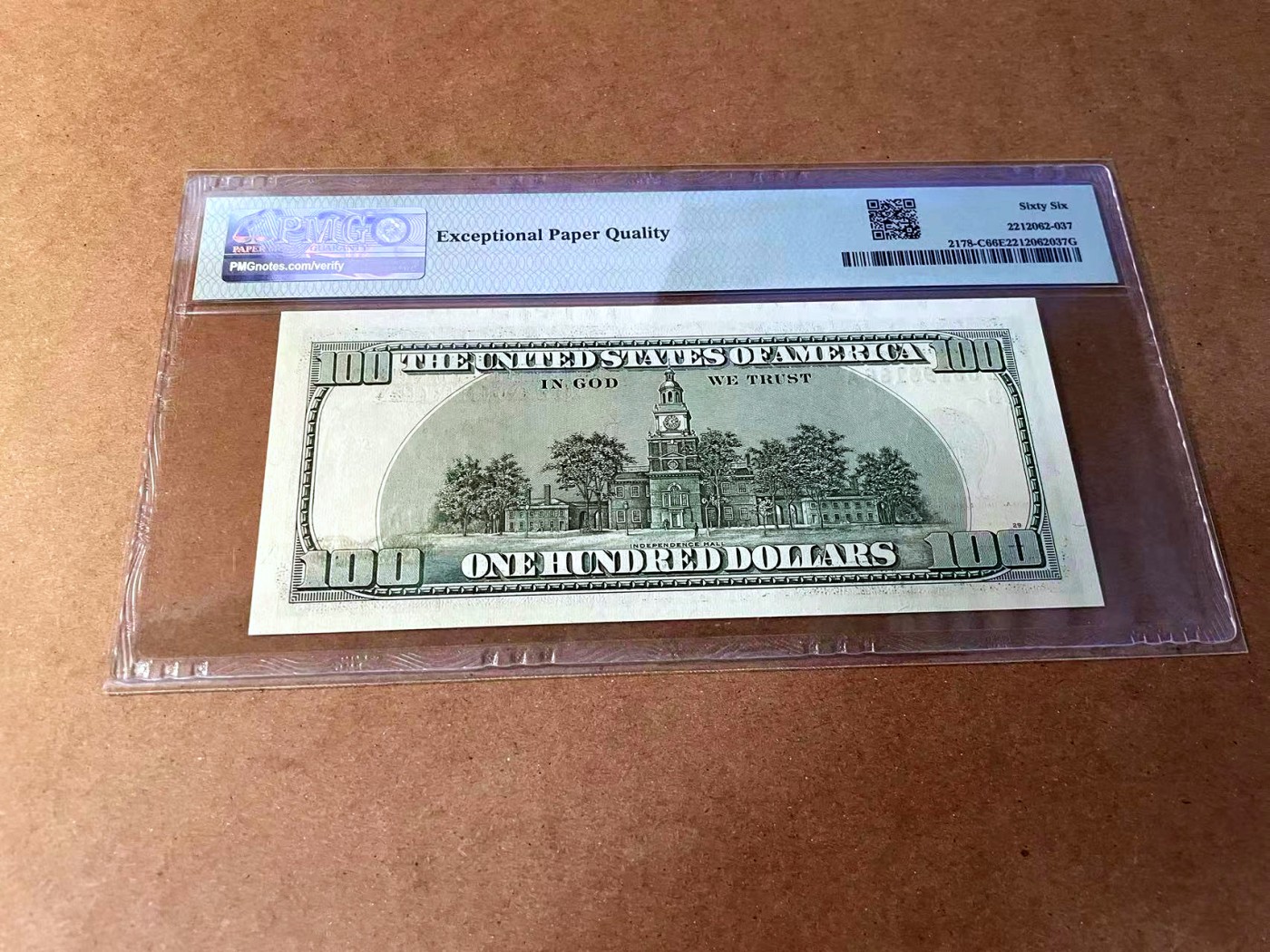 【Blue Auction】✨世界纸币精拍第462期【精】 【补号 88尾无47】美国 2001年100美金 PMG66EPQ