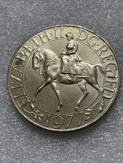 神仙姐姐散币好品专场第三十一期（无佣金满邮自动发出 - 原光 1977 年英国 1 克朗