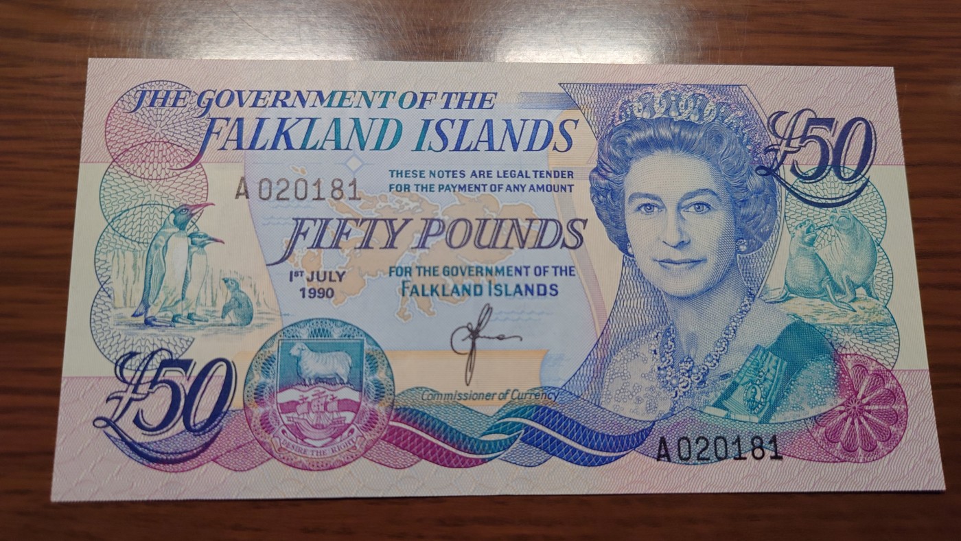 【世界钱币】精选微拍第101期暨2024年第12期  部分卖剩的新品裸钞评级币展销 1990年福克兰群岛50元 全新绝品无47尾号181