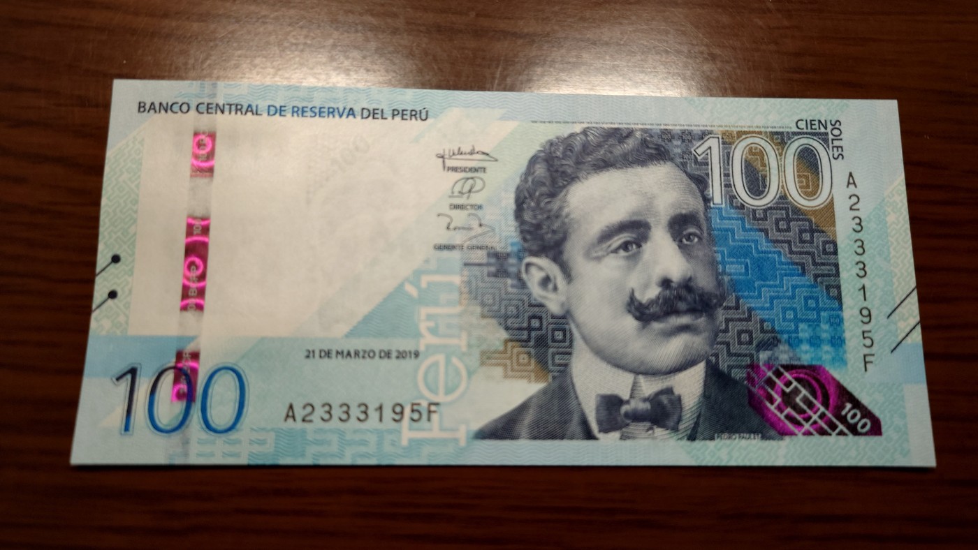 【世界钱币】精选微拍第101期暨2024年第12期  部分卖剩的新品裸钞评级币展销 2019年秘鲁100比索 全新绝品无47尾号195