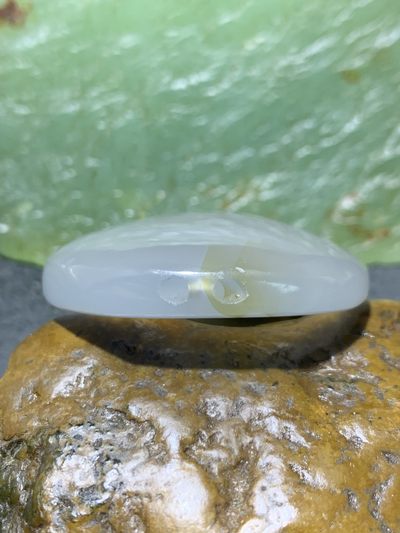 精美高玉化马达加斯加海洋玉髓草花纹牌子一个！ 精美高玉化马达加斯加海洋玉髓草花纹牌子一个！