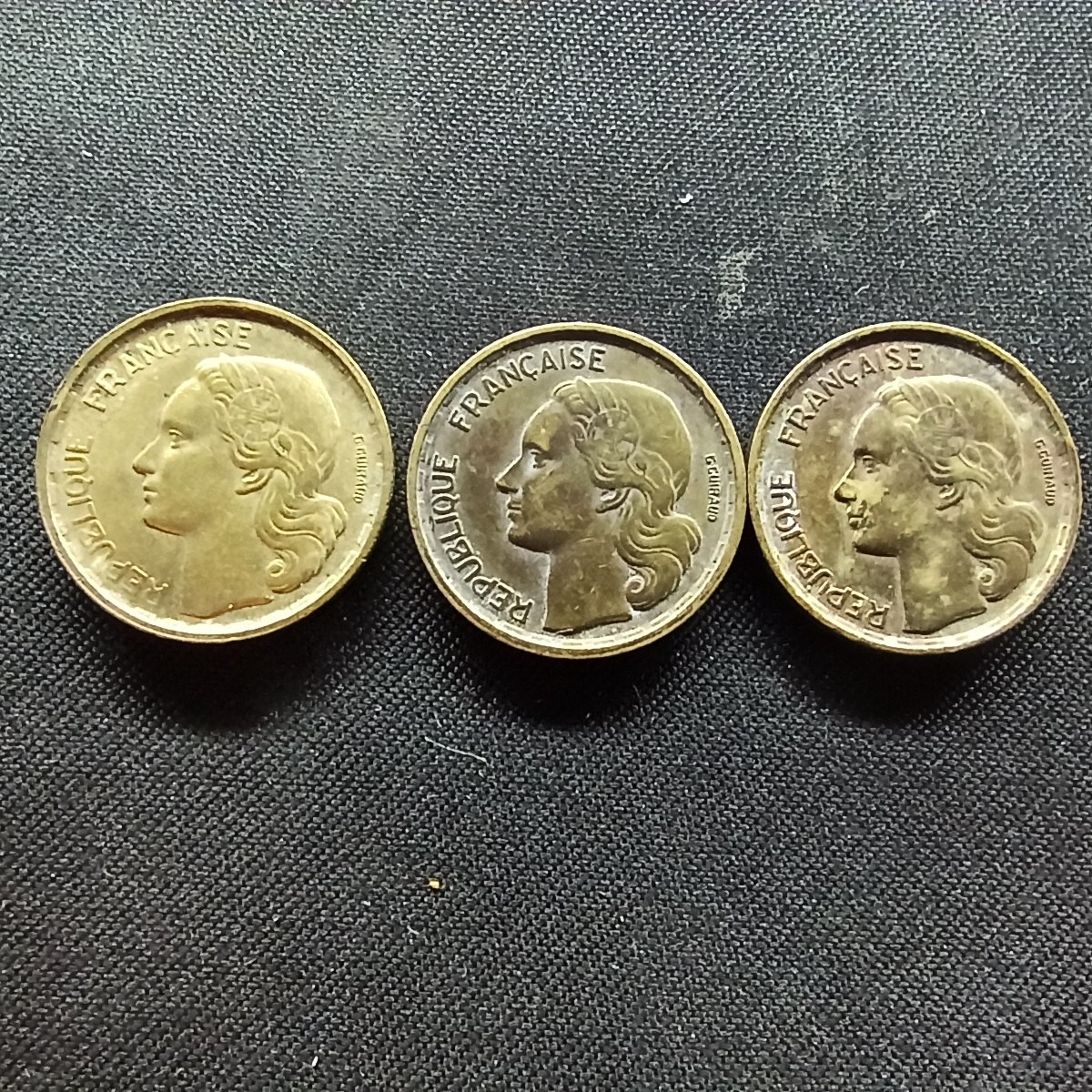 邮泉阁限时拍卖第二场 法国硬币专场 法国1951，52，53年10法郎B版3枚