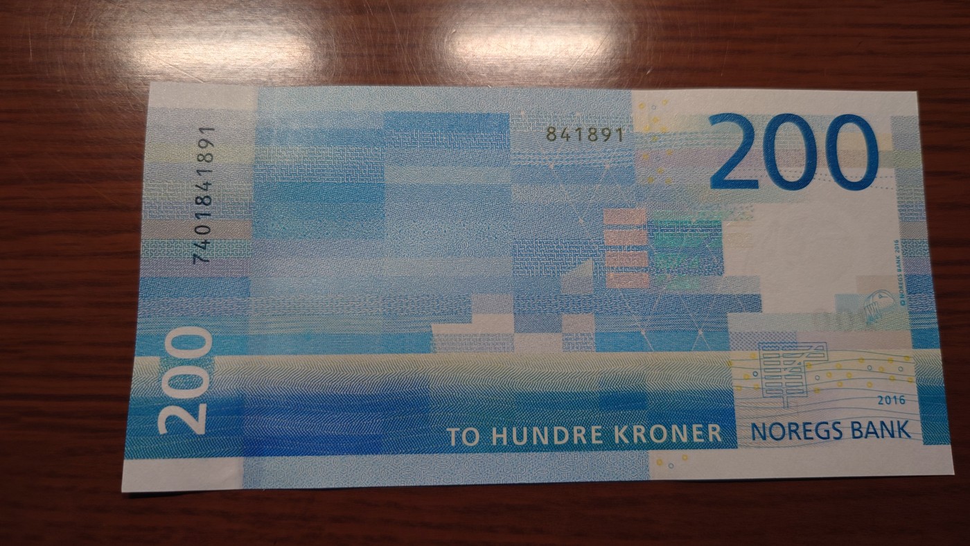 【世界钱币】精选微拍第101期暨2024年第12期  部分卖剩的新品裸钞评级币展销 2016年挪威200克朗 全新绝品尾号891